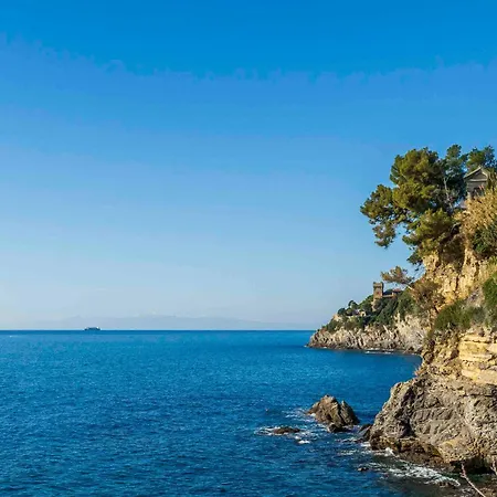 Cozy Nest With Parking, * Bogliasco